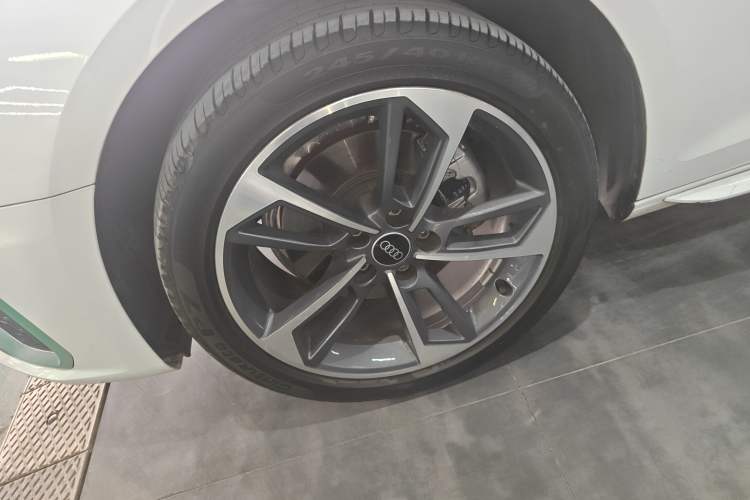 Used Audi A4L 2024 40 TFSI Fashion Dynamic Model Exterior 4