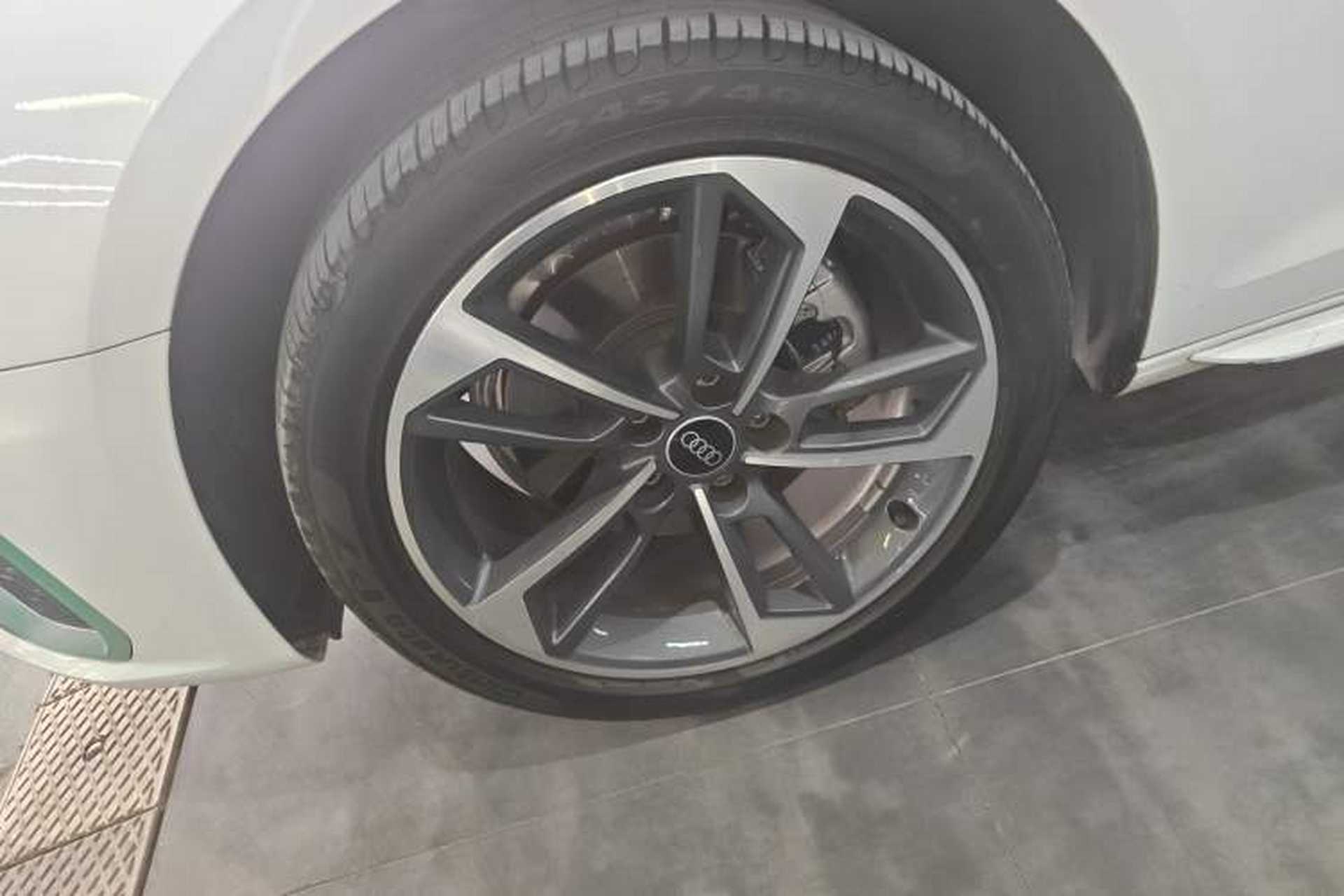 Used Audi A4L 2024 40 TFSI Fashion Dynamic Model Exterior 4
