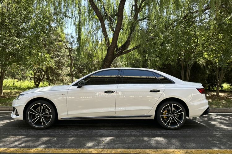 Used Audi A4L 2024 40 TFSI Luxury Dynamic Edition Exterior 4