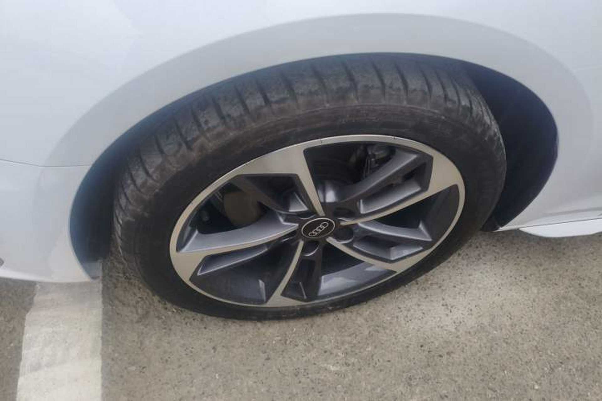 Used Audi A4L 2024 40 TFSI Fashion Dynamic Model Exterior 4