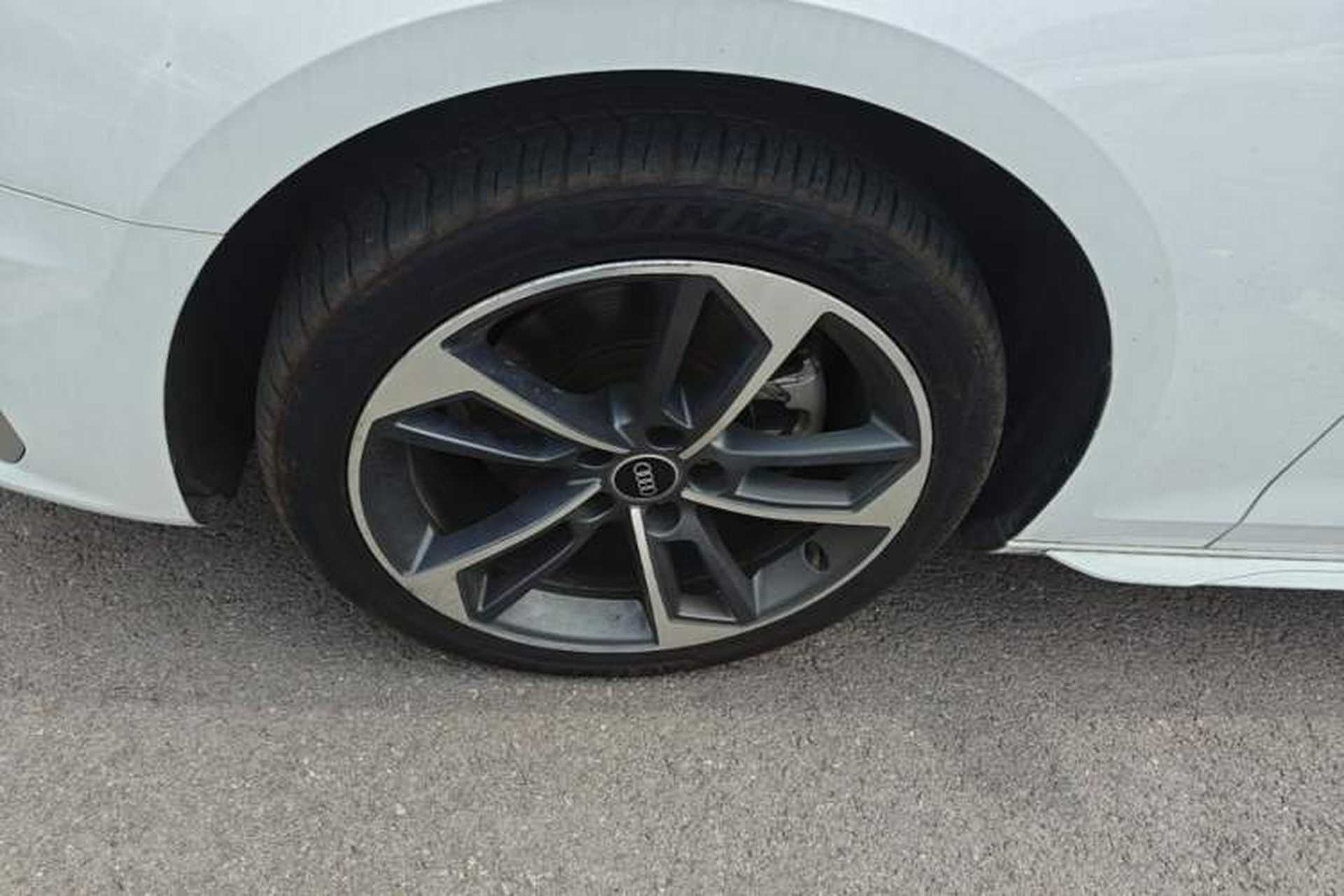 Used Audi A4L 2024 40 TFSI Fashion Dynamic Model Exterior 4