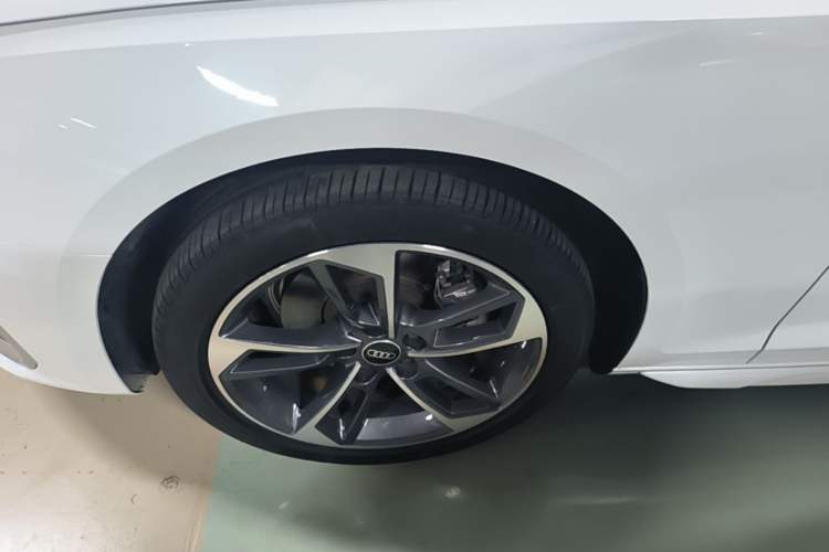 Used Audi A4L 2024 40 TFSI Fashion Dynamic Model Exterior 4
