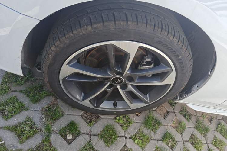 Used Audi A4L 2024 40 TFSI Fashion Dynamic Model Exterior 4