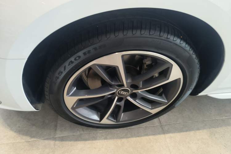 Used Audi A4L 2024 40 TFSI Fashion Dynamic Model Exterior 4