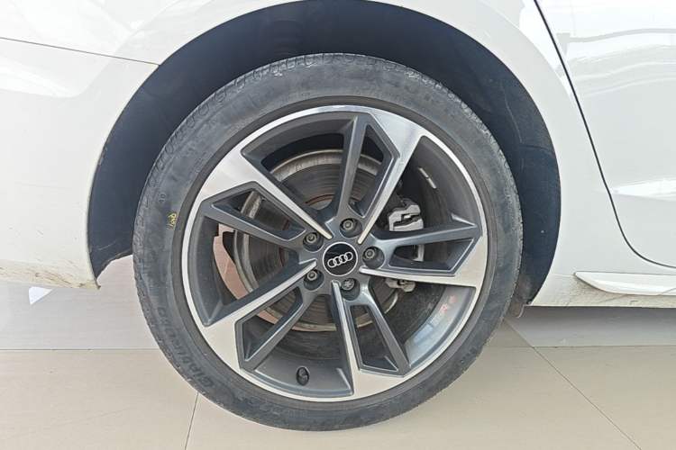 Used Audi A4L 2024 40 TFSI Fashion Dynamic Model Exterior 5