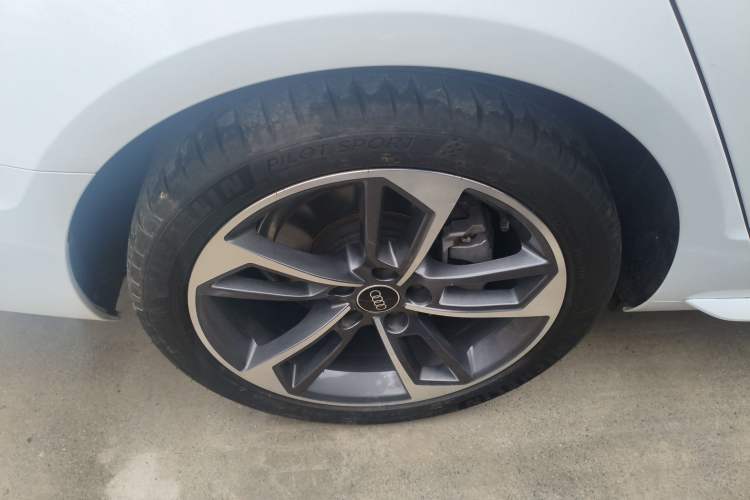 Used Audi A4L 2024 40 TFSI Fashion Dynamic Model Exterior 5