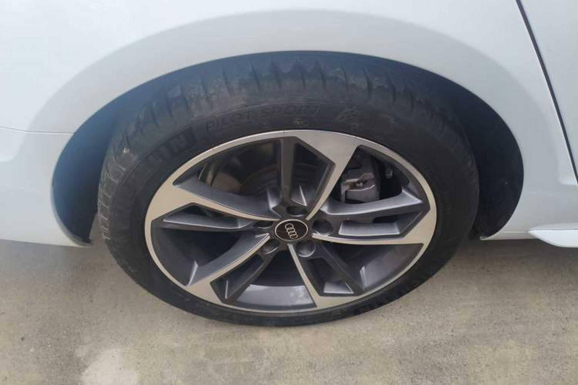 Used Audi A4L 2024 40 TFSI Fashion Dynamic Model Exterior 5