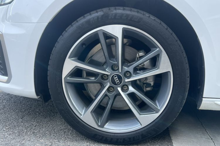 Used Audi A4L 2024 40 TFSI Fashion Dynamic Model Exterior 5
