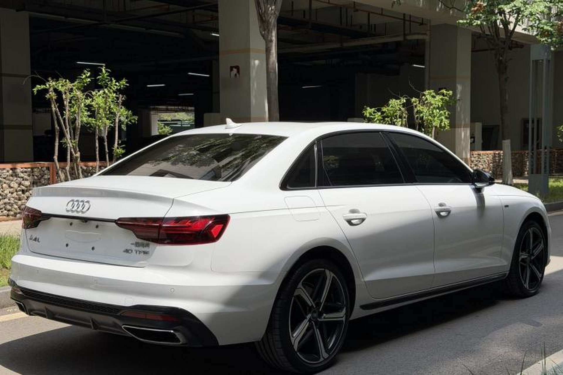 Used Audi A4L 2024 40 TFSI Luxury Dynamic Edition Exterior 5