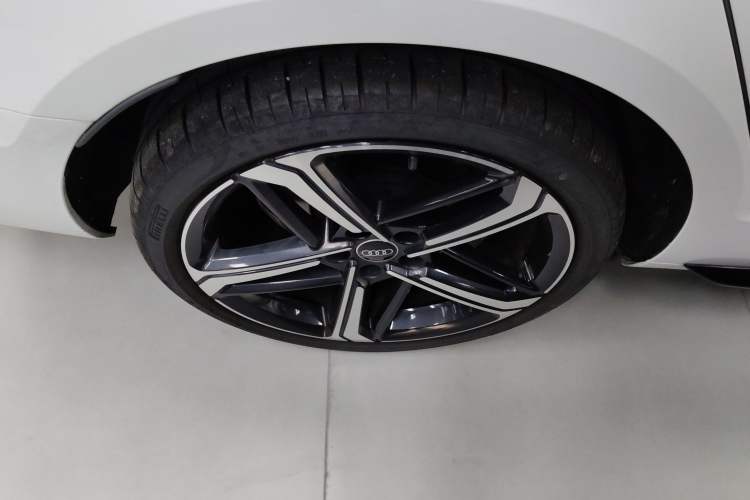 Used Audi A4L 2024 40 TFSI Luxury Dynamic Edition Exterior 8