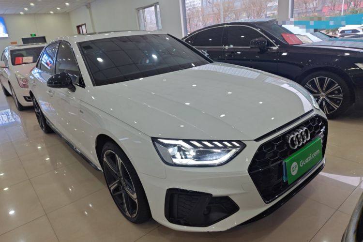 Used Audi A4L 2024 40 TFSI Luxury Dynamic Edition Front Right 45 Deg