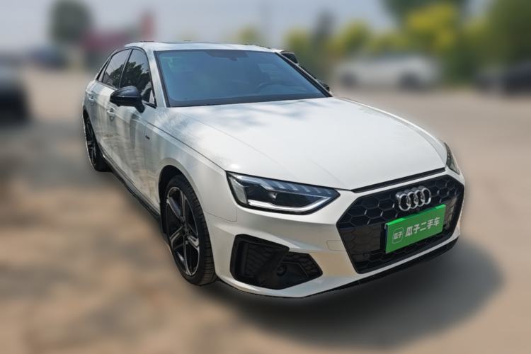 Used Audi A4L 2024 40 TFSI Luxury Dynamic Edition Front Right 45 Deg