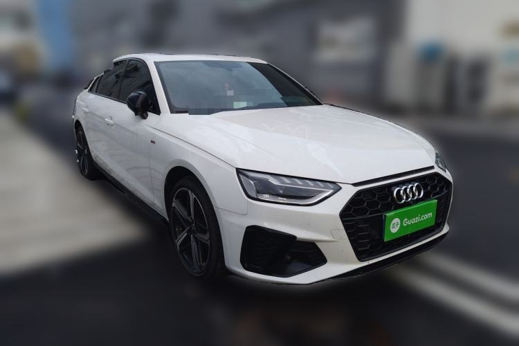 Used Audi A4L 2024 40 TFSI Luxury Dynamic Edition Front Right 45 Deg