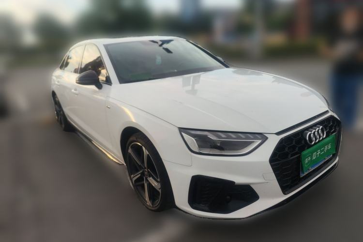 Used Audi A4L 2024 40 TFSI Luxury Dynamic Edition Front Right 45 Deg