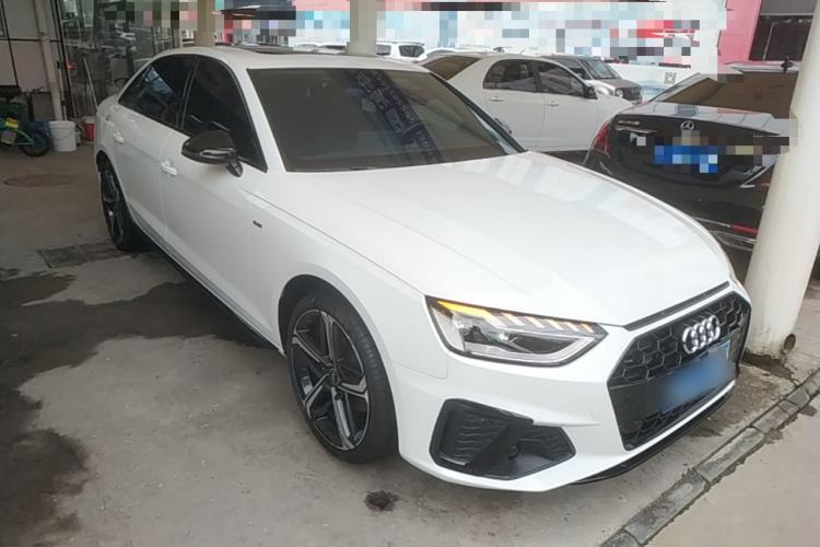 Used Audi A4L 2024 40 TFSI Luxury Dynamic Edition Front Right 45 Deg