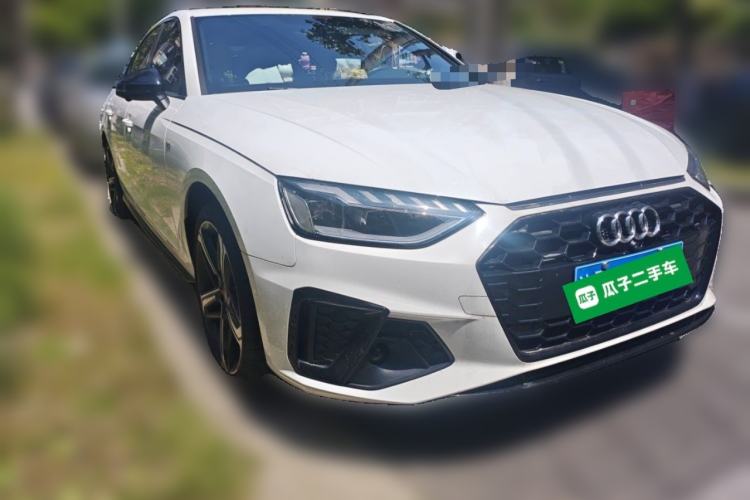 Used Audi A4L 2024 40 TFSI Luxury Dynamic Edition Front Right 45 Deg