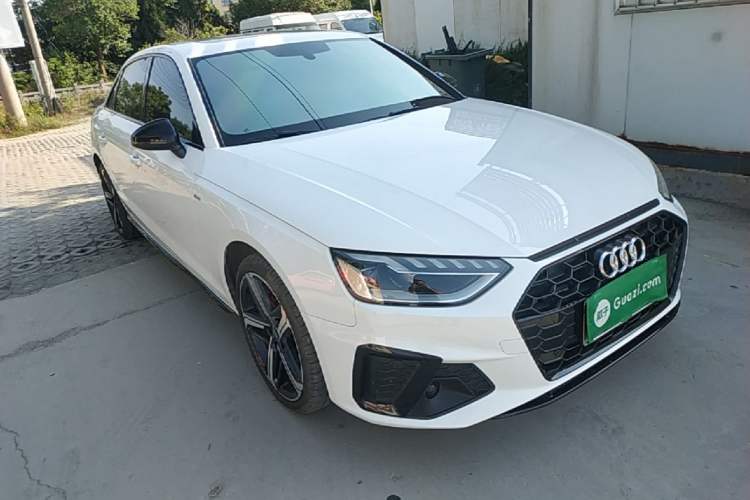 Used Audi A4L 2024 40 TFSI Luxury Dynamic Edition Front Right 45 Deg