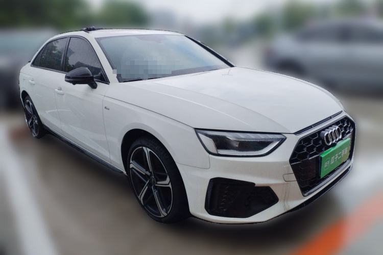 Used Audi A4L 2024 40 TFSI Luxury Dynamic Edition Front Right 45 Deg