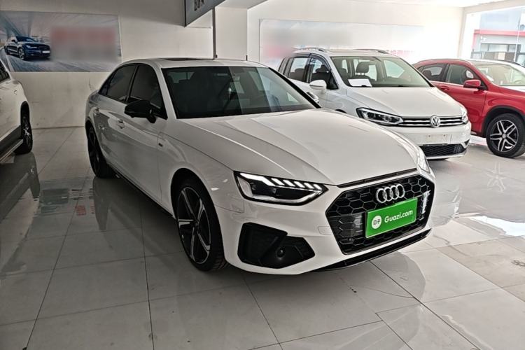 Used Audi A4L 2024 40 TFSI Luxury Dynamic Edition Front Right 45 Deg