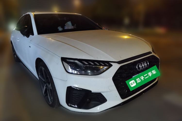 Used Audi A4L 2024 40 TFSI Luxury Dynamic Edition Front Right 45 Deg