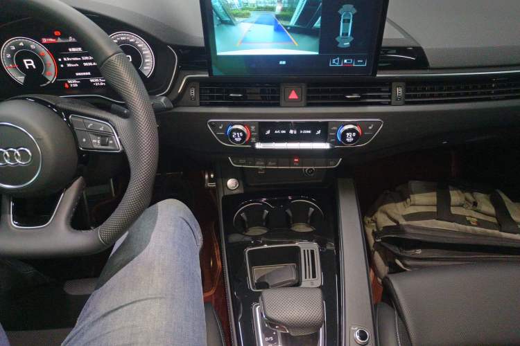 Used Audi A4L 2024 40 TFSI Luxury Dynamic Edition Gear Lever