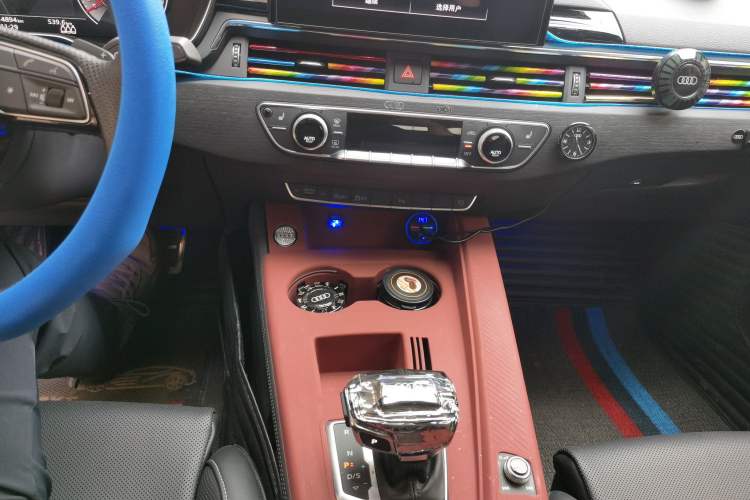 Used Audi A4L 2024 40 TFSI Luxury Dynamic Edition Gear Lever