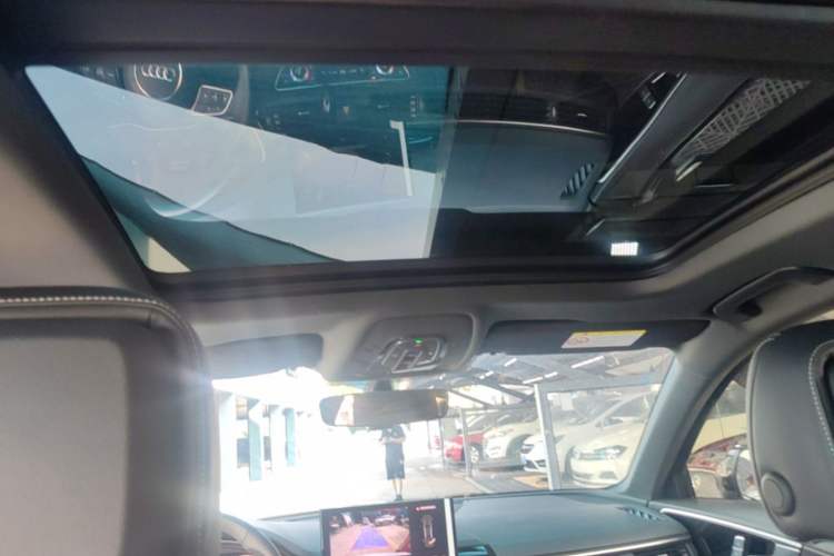 Used Audi A4L 2024 40 TFSI Luxury Dynamic Edition Headliner