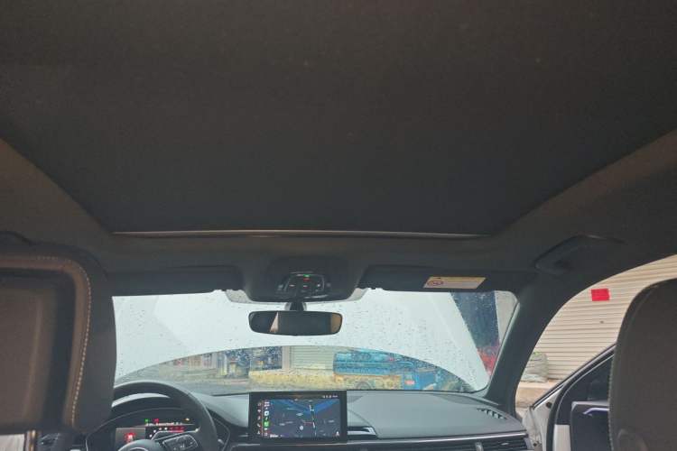 Used Audi A4L 2024 40 TFSI Luxury Dynamic Edition Headliner