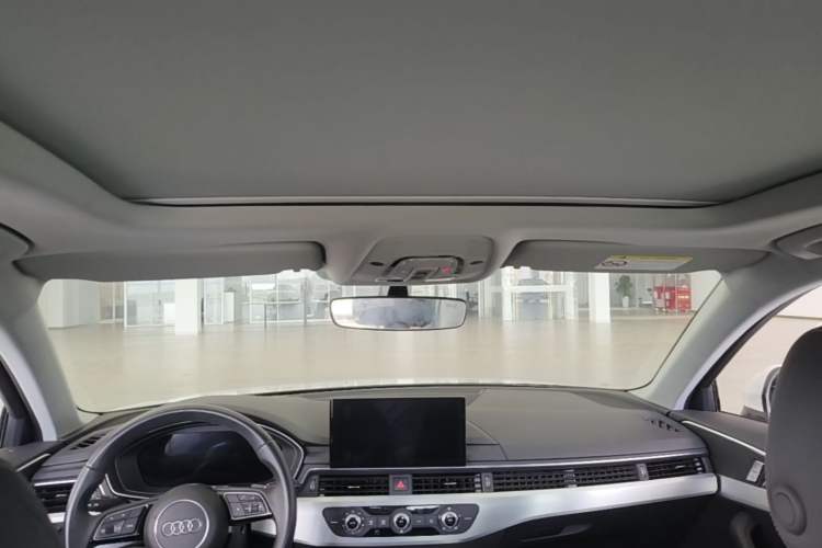 Used Audi A4L 2024 40 TFSI Fashion Dynamic Model Headliner