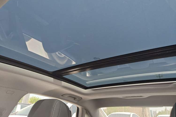 Used Audi A4L 2024 40 TFSI Fashion Dynamic Model Headliner