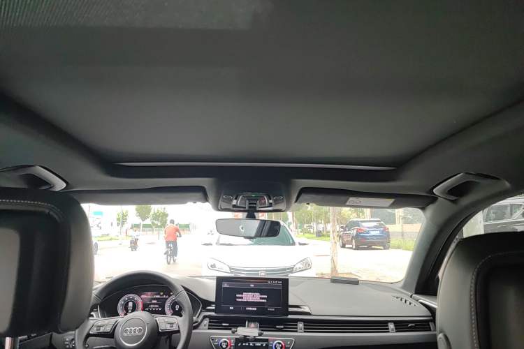 Used Audi A4L 2024 40 TFSI Luxury Dynamic Edition Headliner