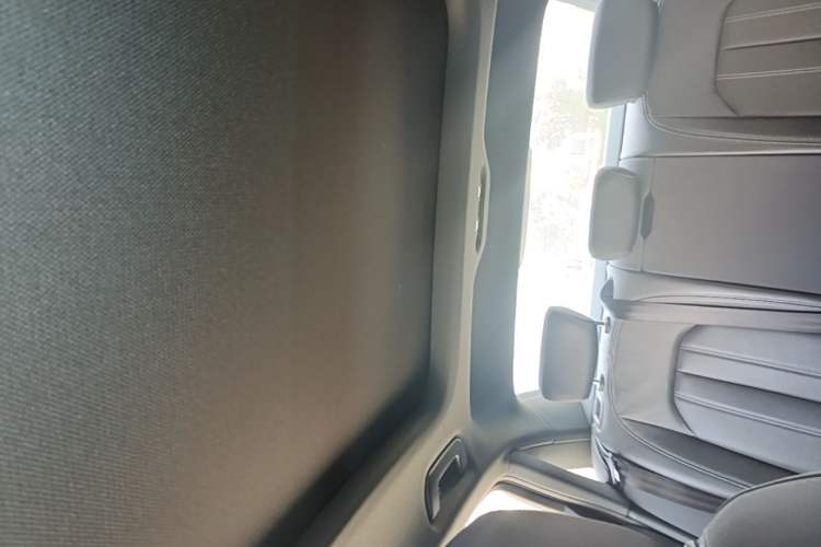 Used Audi A4L 2024 40 TFSI Luxury Dynamic Edition Headliner