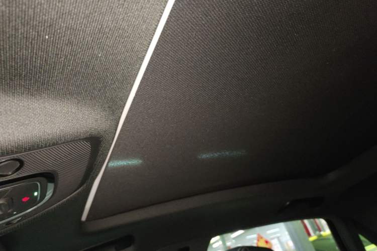 Used Audi A4L 2024 40 TFSI Luxury Dynamic Edition Headliner