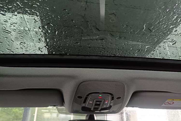 Used Audi A4L 2024 40 TFSI Fashion Dynamic Model Headliner