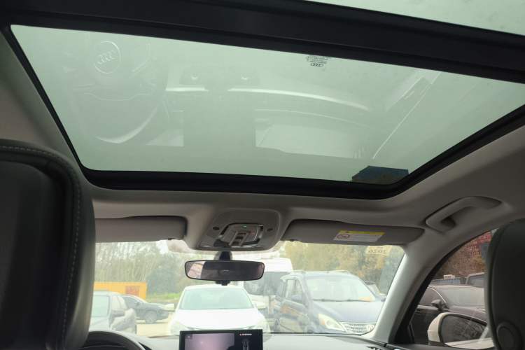Used Audi A4L 2024 40 TFSI Fashion Dynamic Model Headliner