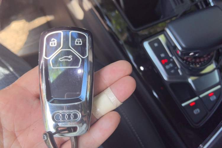 Used Audi A4L 2024 40 TFSI Luxury Dynamic Edition Interior 1