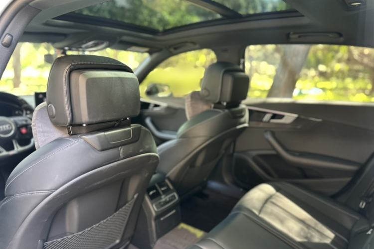 Used Audi A4L 2024 40 TFSI Luxury Dynamic Edition Interior 1