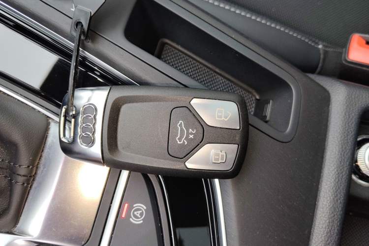 Used Audi A4L 2024 40 TFSI Luxury Dynamic Edition Interior 1