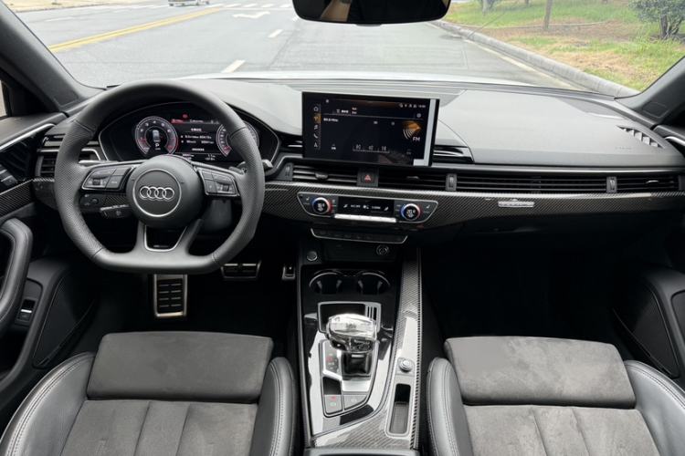Used Audi A4L 2024 45 TFSI quattro Prestige Dynamic Edition Interior 1