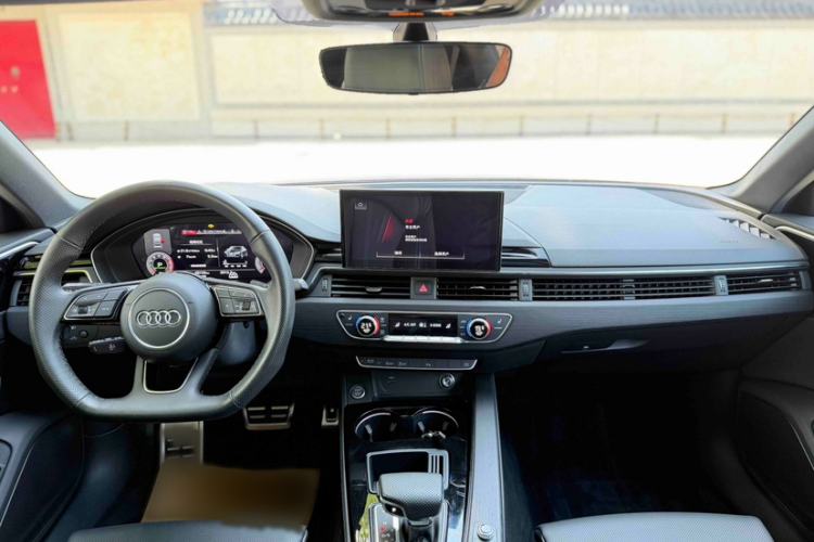 Used Audi A4L 2024 40 TFSI Luxury Dynamic Edition Interior 1