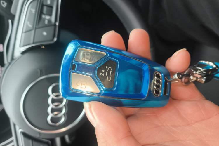 Used Audi A4L 2024 40 TFSI Fashion Dynamic Model Interior 1