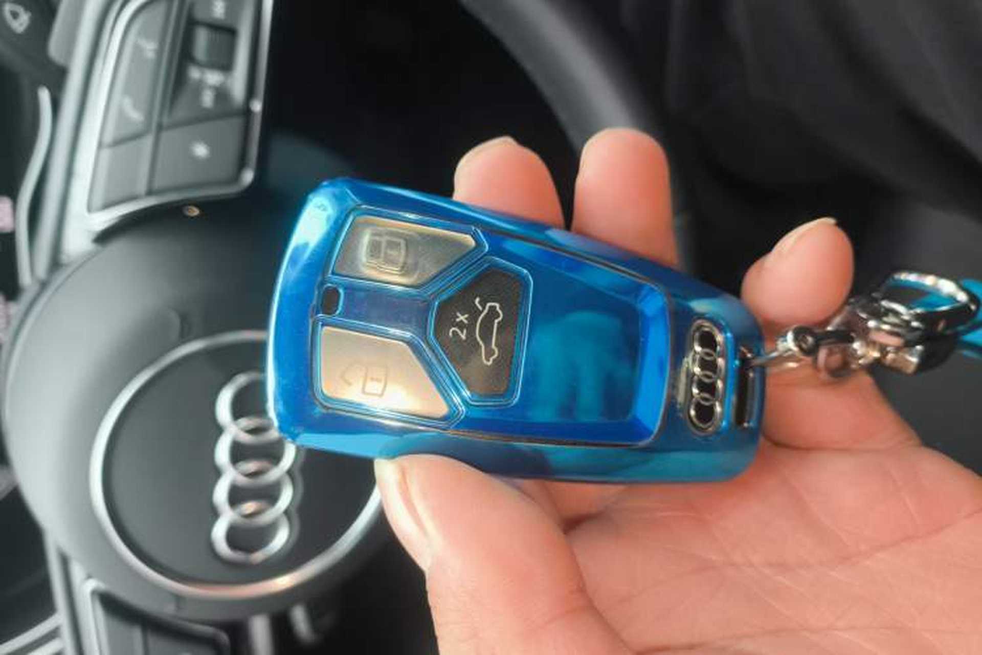 Used Audi A4L 2024 40 TFSI Fashion Dynamic Model Interior 1