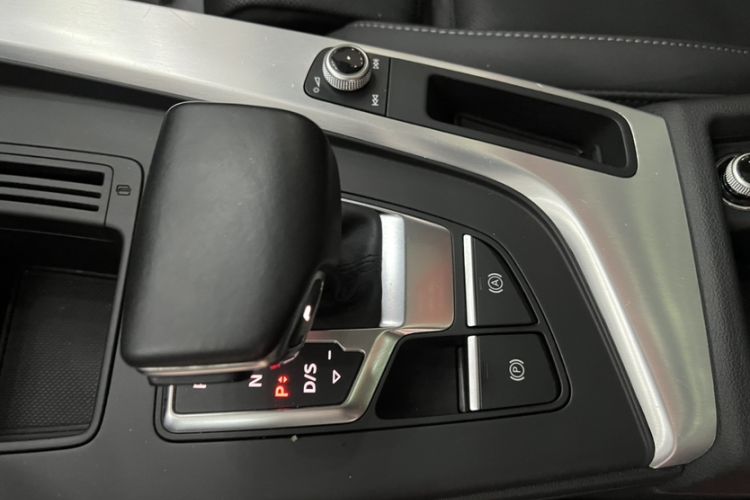 Used Audi A4L 2024 40 TFSI Fashion Dynamic Model Interior 2