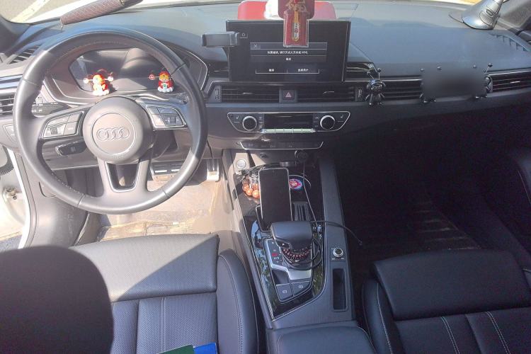 Used Audi A4L 2024 40 TFSI Luxury Dynamic Edition Interior 2