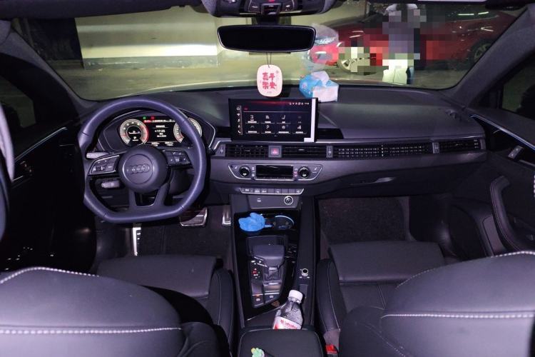 Used Audi A4L 2024 40 TFSI Luxury Dynamic Edition Interior 2