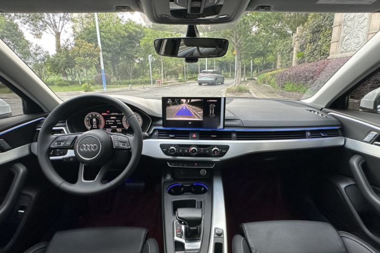 Used Audi A4L 2024 40 TFSI Fashion Dynamic Model Interior 2