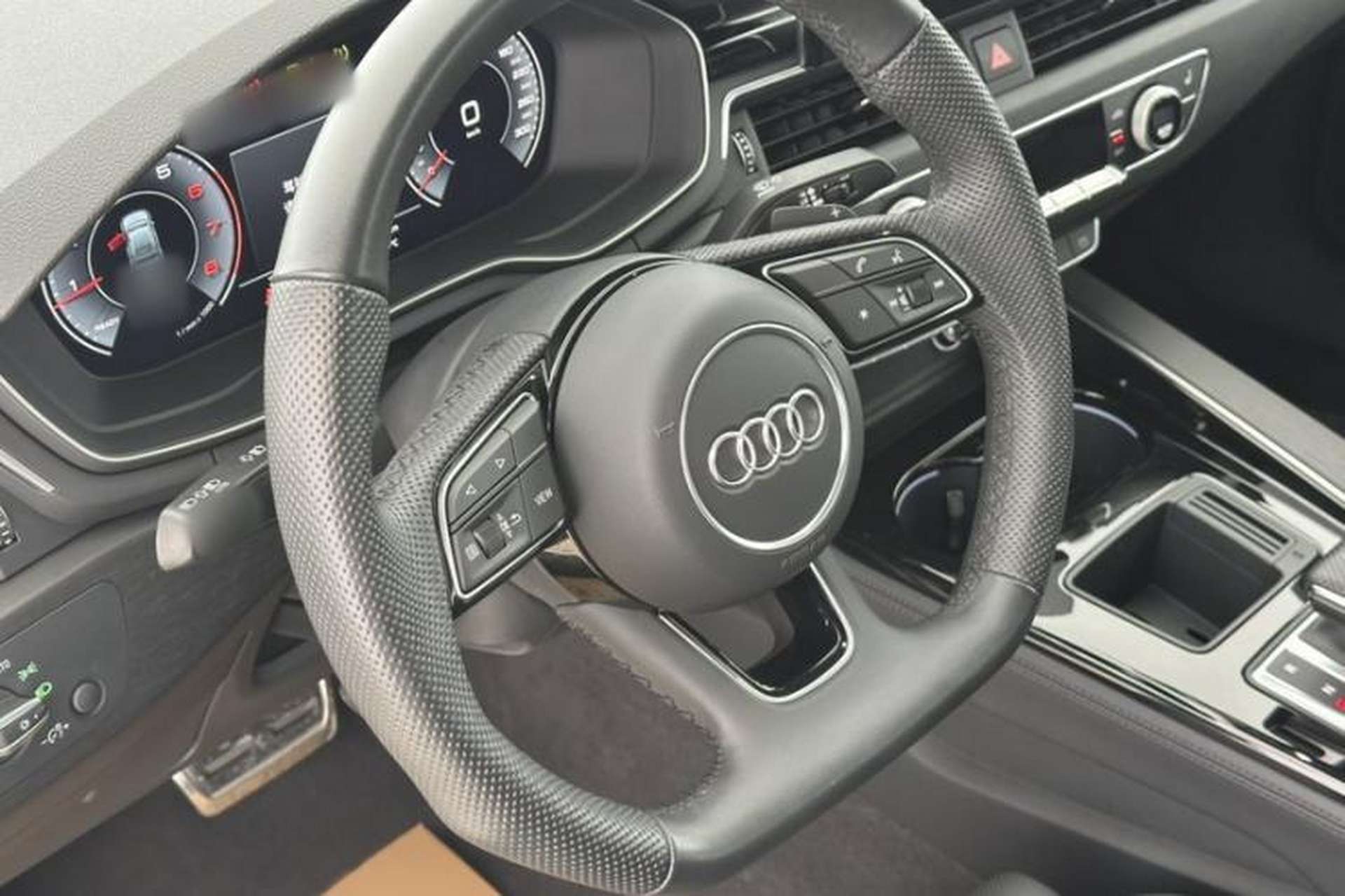 Used Audi A4L 2024 40 TFSI Luxury Dynamic Edition Interior 2