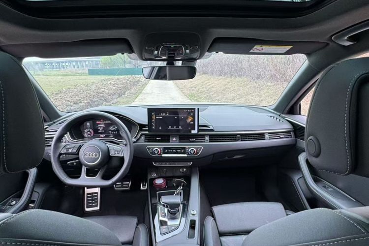 Used Audi A4L 2024 40 TFSI Luxury Dynamic Edition Interior 3