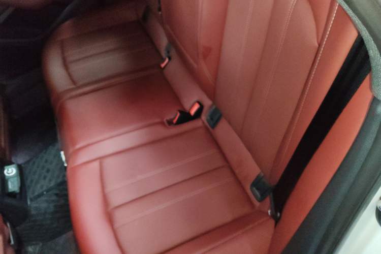 Used Audi A4L 2024 40 TFSI Luxury Dynamic Edition Interior 4