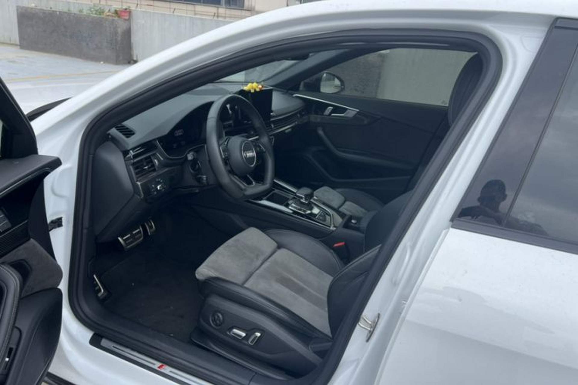 Used Audi A4L 2024 45 TFSI quattro Prestige Dynamic Edition Interior 4